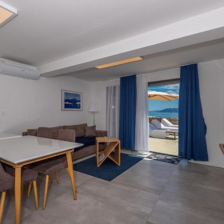 Apartment Di Blu Novi Vinodolski Habitación foto
